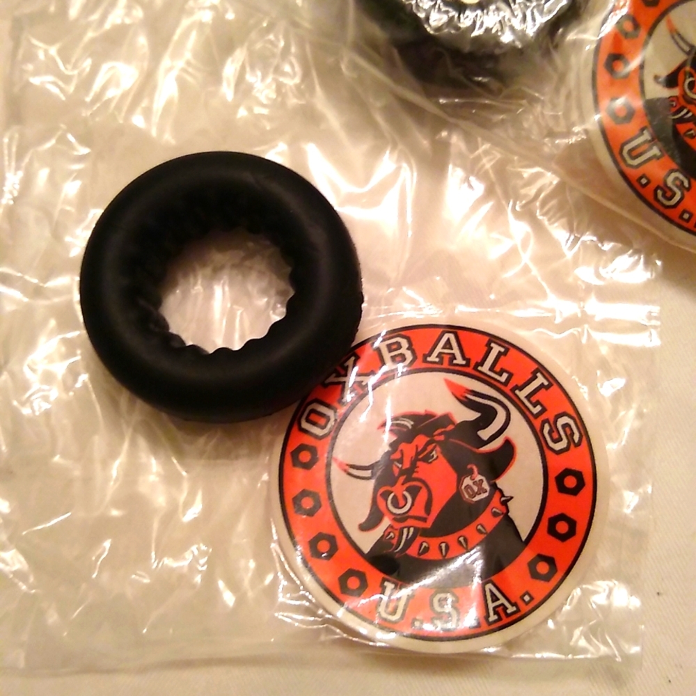 1 OXBALLS C-RING